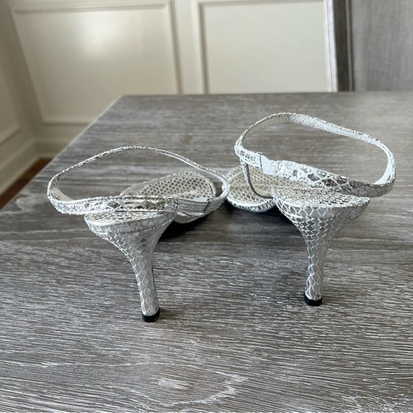 41-Stuart Weitzman, silver, metallic snake, skin embossed, heeled sandal, SZ.8.5 - Picture 5 of 7